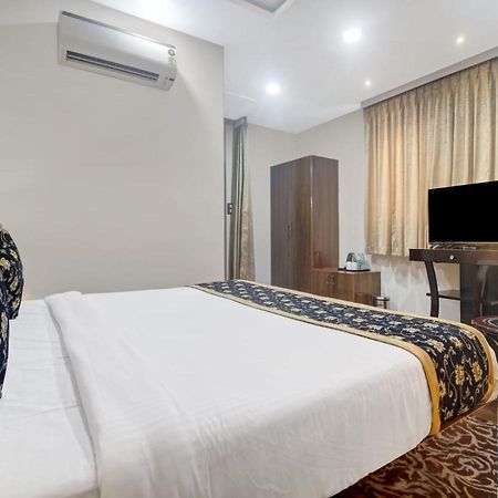 The Superb Hotel Pvt Ltd Hyderabad Exterior photo
