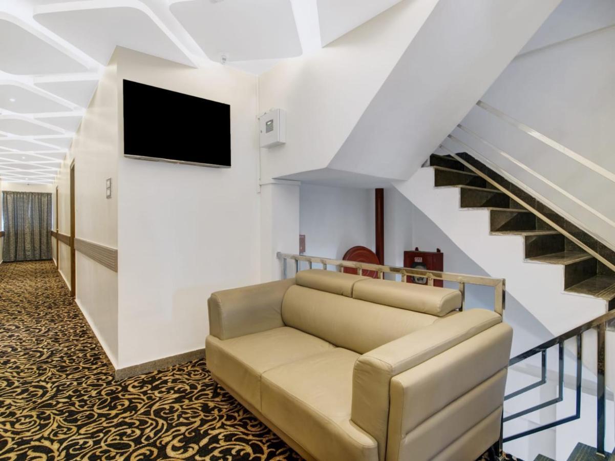 The Superb Hotel Pvt Ltd Hyderabad Exterior photo