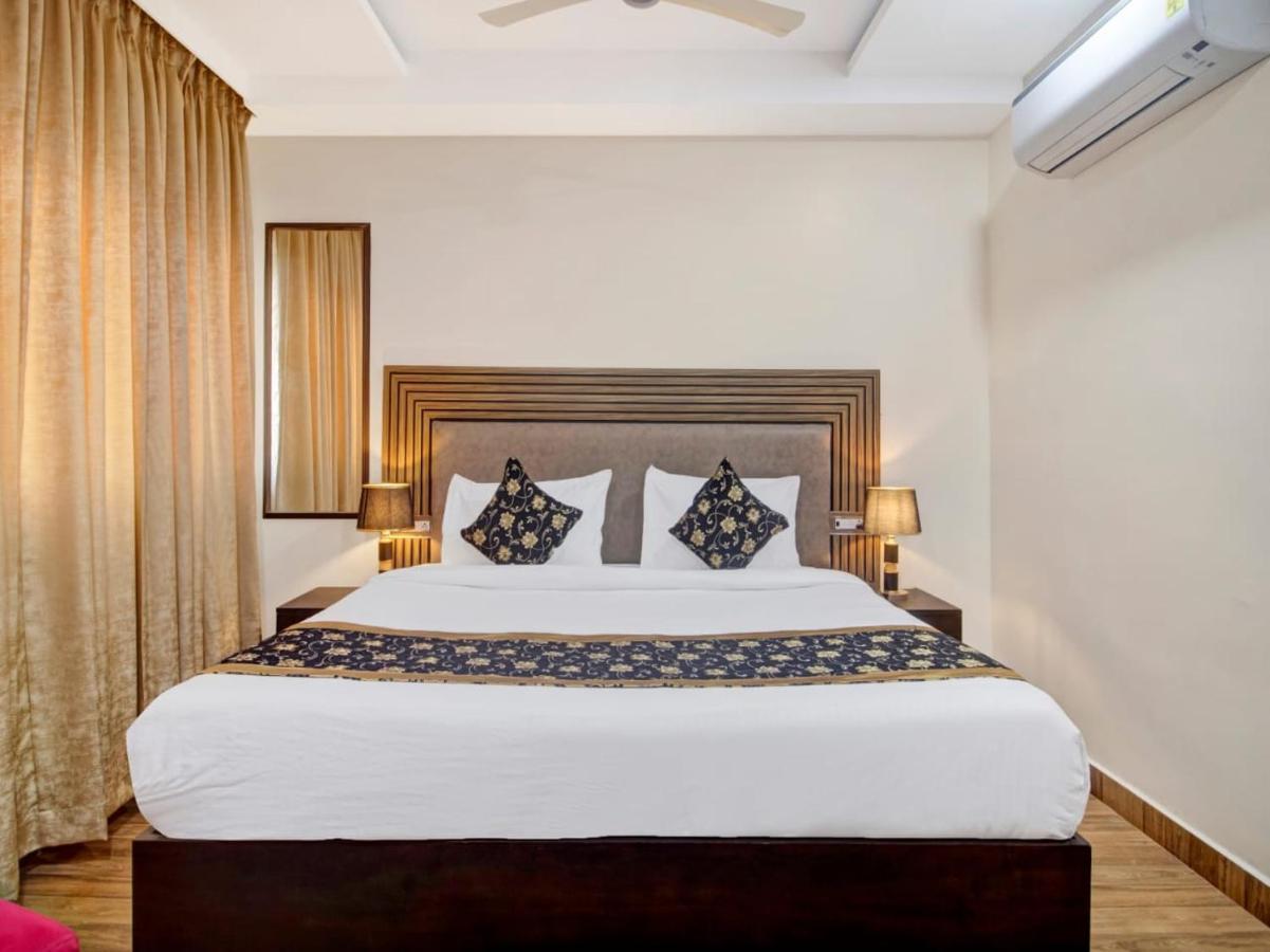 The Superb Hotel Pvt Ltd Hyderabad Exterior photo
