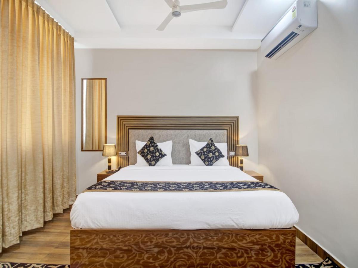 The Superb Hotel Pvt Ltd Hyderabad Exterior photo